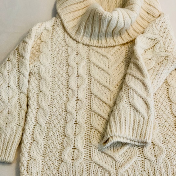 Sweater - Picture 3 of 3